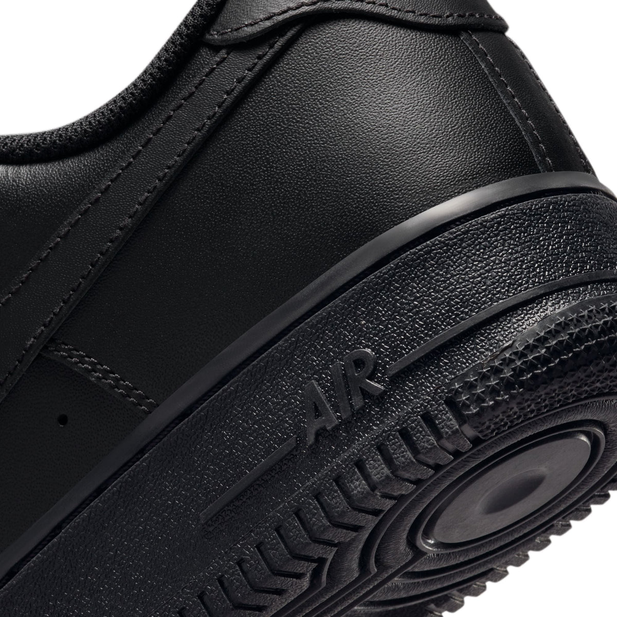 Nike Air Force 1 07 Black