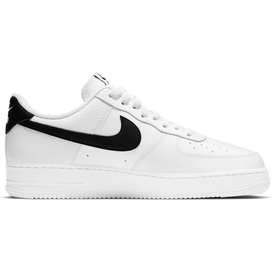 Mens Nike Air Force 1 07 White Black Pebbled Leather