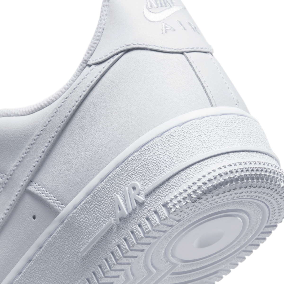 Nike Air Force 1 07 White